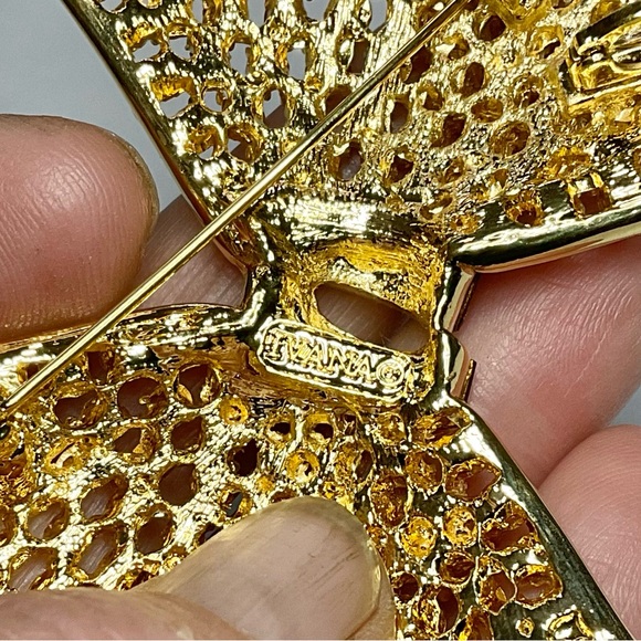 Ivana Couture Brooch Large Bowtie Red Clear Crystals - Picture 3 of 7